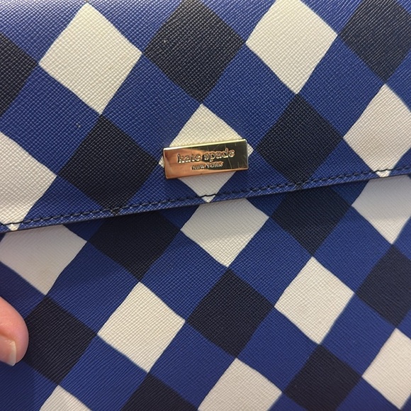 Kate spade checkered blue and white wristlet NWOT - Picture 2 of 6